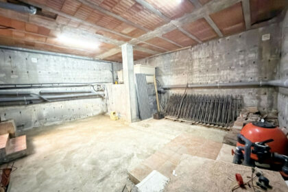 b1677b1f006cb70b5c4837723dc41842 - 38