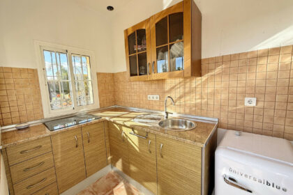 b1677b1f006cb70b5c4837723dc41842 - 42