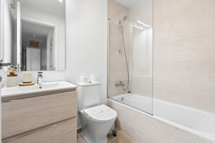 b2b0b3afd7e2dc48c808b99a72a73723 - 17