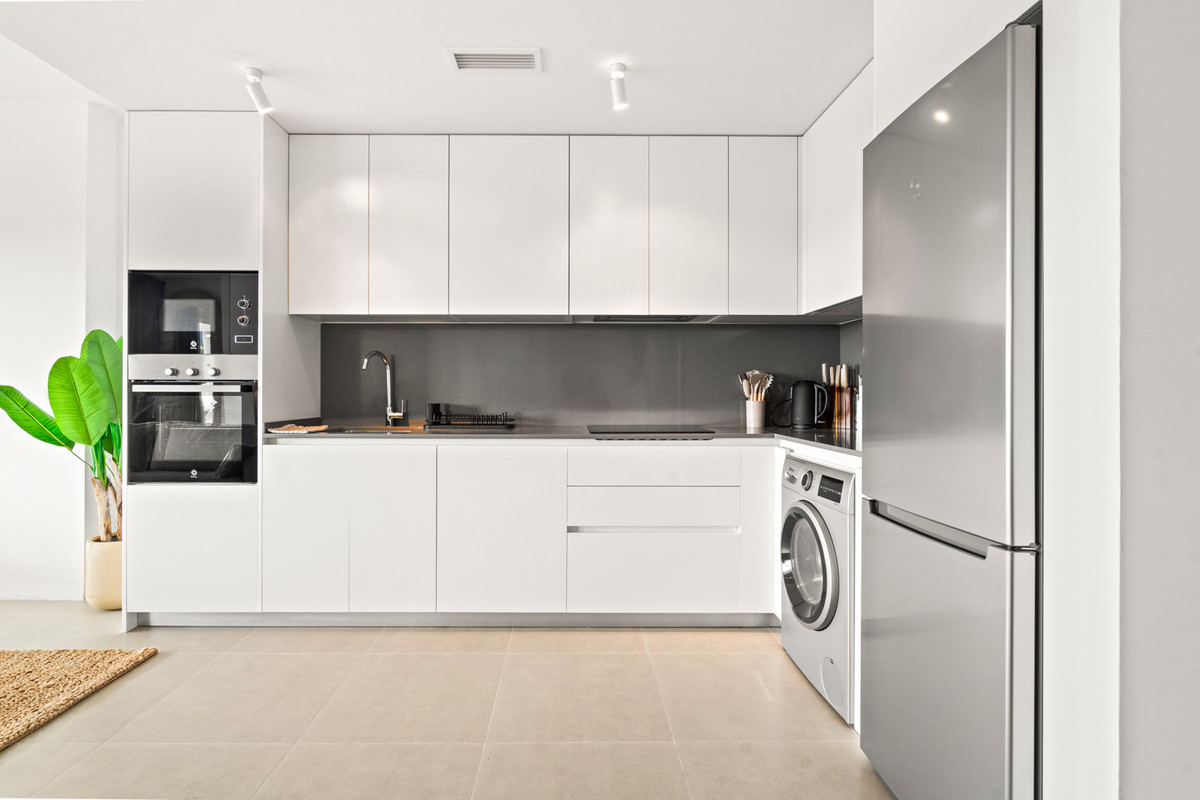 b2b0b3afd7e2dc48c808b99a72a73723 - 3