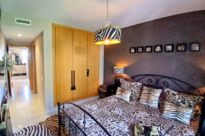 b3529551a2494dbe873a5b1b54c4a323 - 21