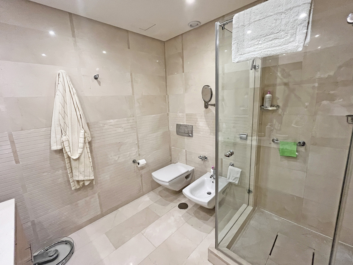 b39c220003d8cabf9538c0ede1fbc4d0 - 16