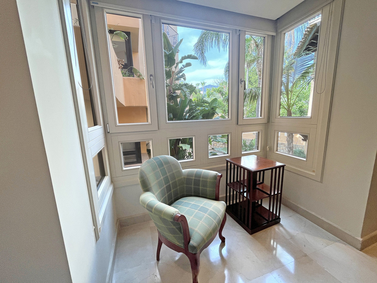 b39c220003d8cabf9538c0ede1fbc4d0 - 32