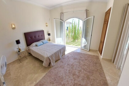 b3a6b9055e6a47e65062afe5de0cabad - 20