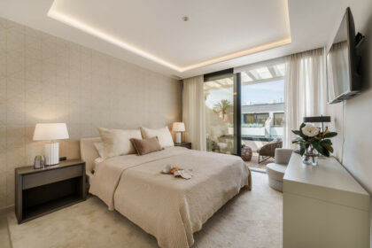 b3d7143046ed5992e7fdb8ade92b884b - 14