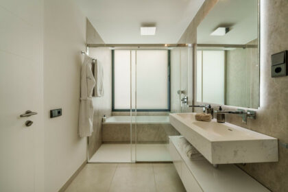 b3d7143046ed5992e7fdb8ade92b884b - 16