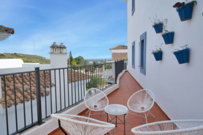 b4c6e3912316a06034f3035fe8c970bf - 13