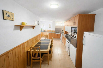 b4c7f65eb39eef655d8bcb6206fcbdb5 - 11