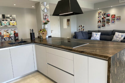 b4fcab5bcf183b0f56a270f99a1cfb94 - 10