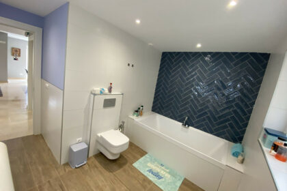 b4fcab5bcf183b0f56a270f99a1cfb94 - 11