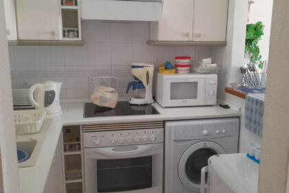 b5903e6f1a333886cb9e6290e3bbcf7b - 4