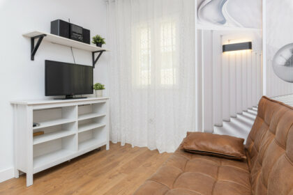 b628c6515222b278a32108ed93cf2374 - 32