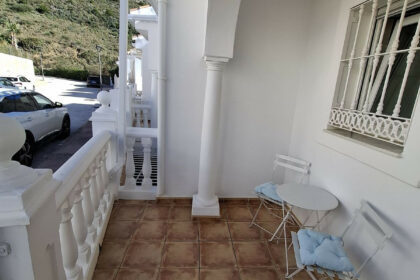 b6ffefa3883ceeb681e46e630346c921 - 11