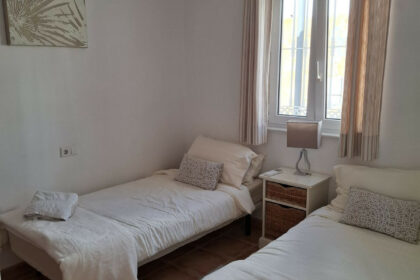 b6ffefa3883ceeb681e46e630346c921 - 15