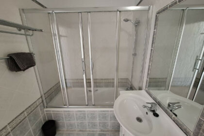 b6ffefa3883ceeb681e46e630346c921 - 19