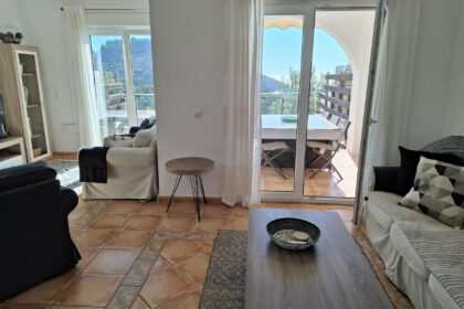 b6ffefa3883ceeb681e46e630346c921 - 38