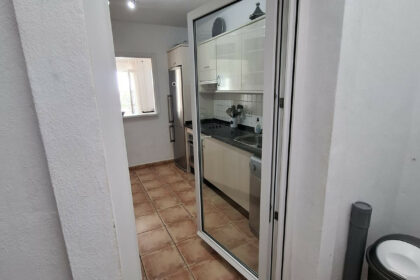 b6ffefa3883ceeb681e46e630346c921 - 50