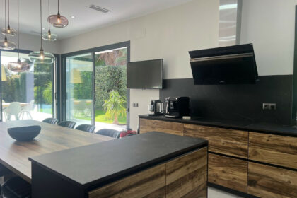 b7aa3ec437528c2f526adf2459f9859b - 9