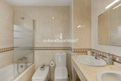 b8a32fd04d3c3e89fad76b1bfa56d98e - 17