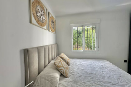 b8af2998cc7f00d93cf29222175396f1 - 21