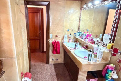 b993bf7a7b09468e8cf0ee40bd64a460 - 19