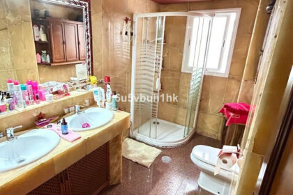 b993bf7a7b09468e8cf0ee40bd64a460 - 21