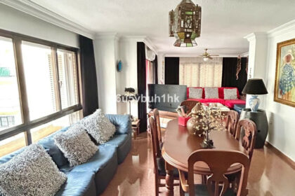 b993bf7a7b09468e8cf0ee40bd64a460 - 23