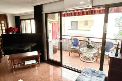 b993bf7a7b09468e8cf0ee40bd64a460 - 27