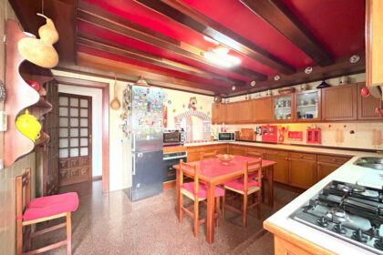 b993bf7a7b09468e8cf0ee40bd64a460 - 29