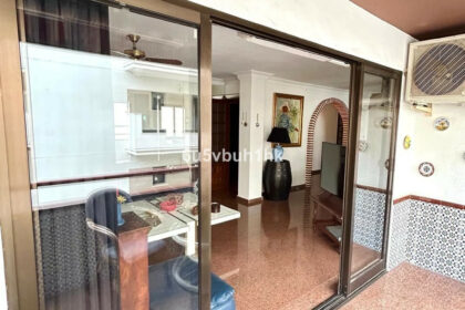 b993bf7a7b09468e8cf0ee40bd64a460 - 31