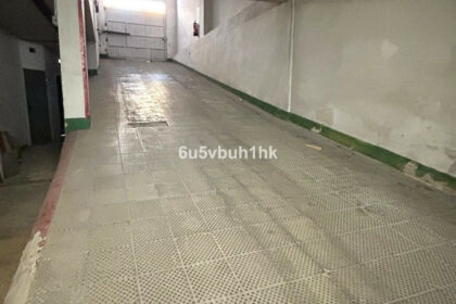 b993bf7a7b09468e8cf0ee40bd64a460 - 40