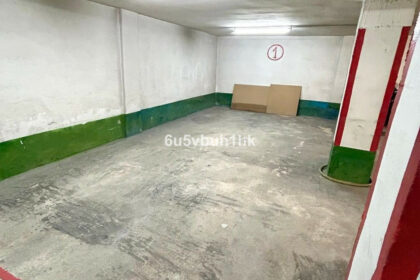 b993bf7a7b09468e8cf0ee40bd64a460 - 41