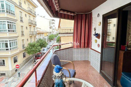 b993bf7a7b09468e8cf0ee40bd64a460 - 5