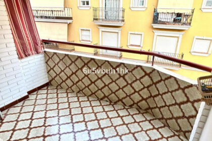 b993bf7a7b09468e8cf0ee40bd64a460 - 9