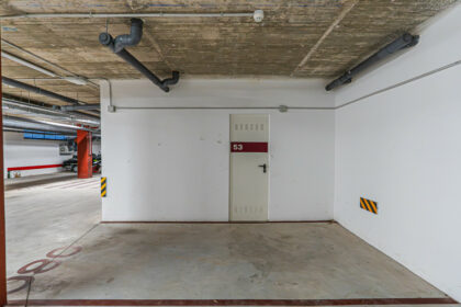 b9a183c8ba96929b25600366fec638b5 - 20