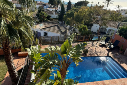 ba1afb38c81c7312ff9288c9d7272d67 - 1