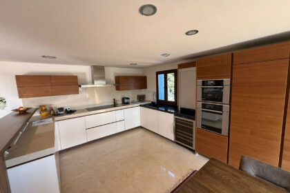 ba1afb38c81c7312ff9288c9d7272d67 - 11