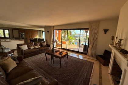 ba1afb38c81c7312ff9288c9d7272d67 - 14