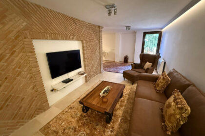 ba1afb38c81c7312ff9288c9d7272d67 - 24