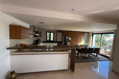 ba1afb38c81c7312ff9288c9d7272d67 - 9