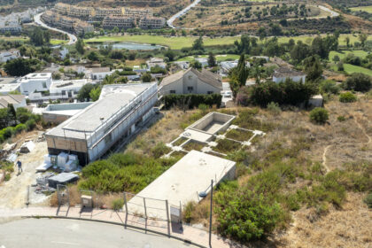 baae1428313188f5b57fff6e12c0ae4a - 10