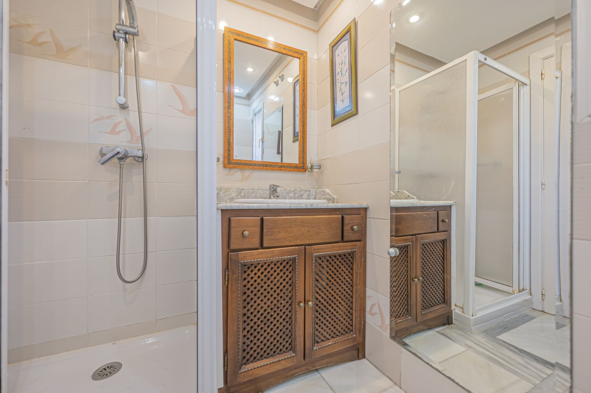 bb230c36b658e0b361cb45255ee7c508 - 13