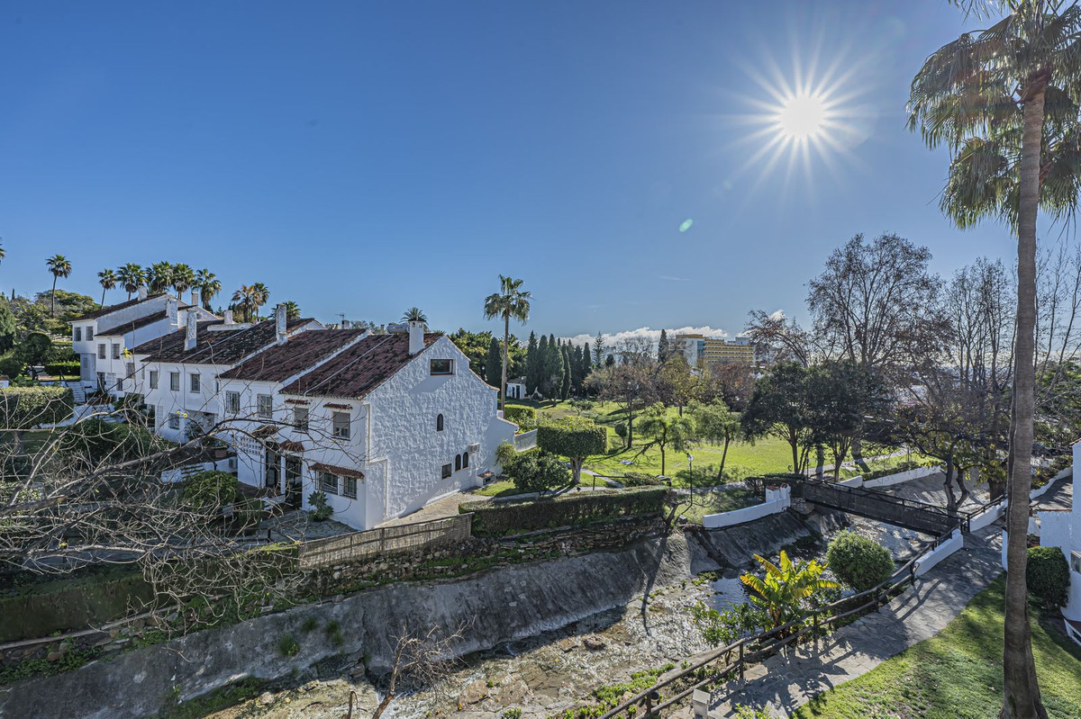 bb230c36b658e0b361cb45255ee7c508 - 20