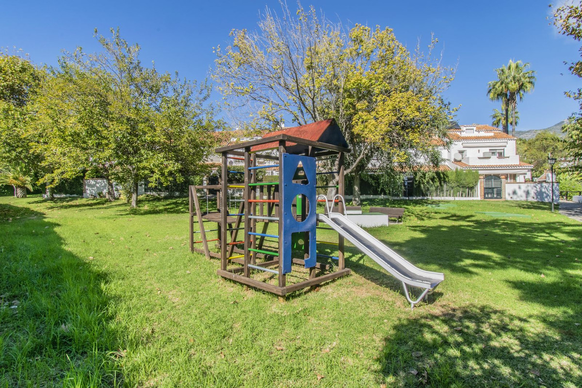 bb230c36b658e0b361cb45255ee7c508 - 25