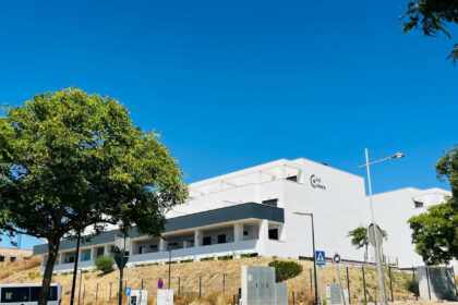 bb7699e73cc9543edc17b861d2f9c0a6 - 1