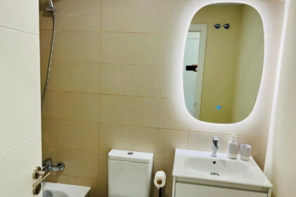 bb7699e73cc9543edc17b861d2f9c0a6 - 15