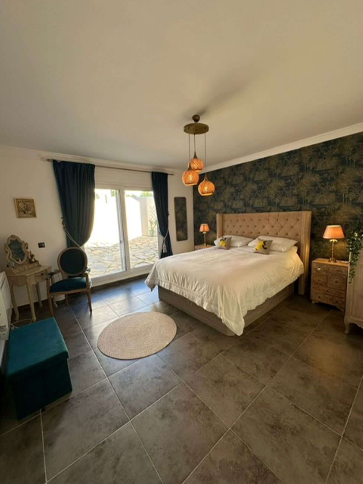 bce229de048f584a518e75783bda5956 - 17