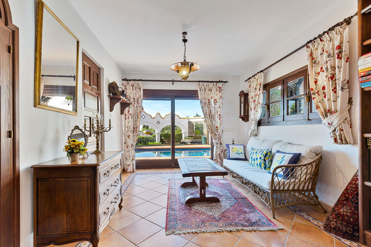 bcfd21026a95a25f585c87d201b7f080 - 22