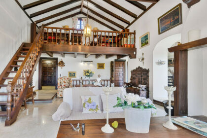 bcfd21026a95a25f585c87d201b7f080 - 4