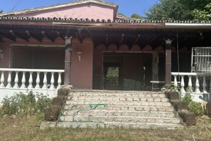 bd65aa9eb7fb9c4a956ce34205496340 - 2